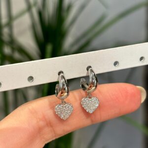 Orecchini cuore pendente pave' argento