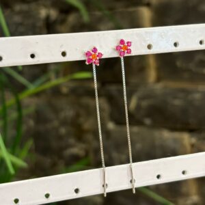 Orecchini catenella fiori colorati argento