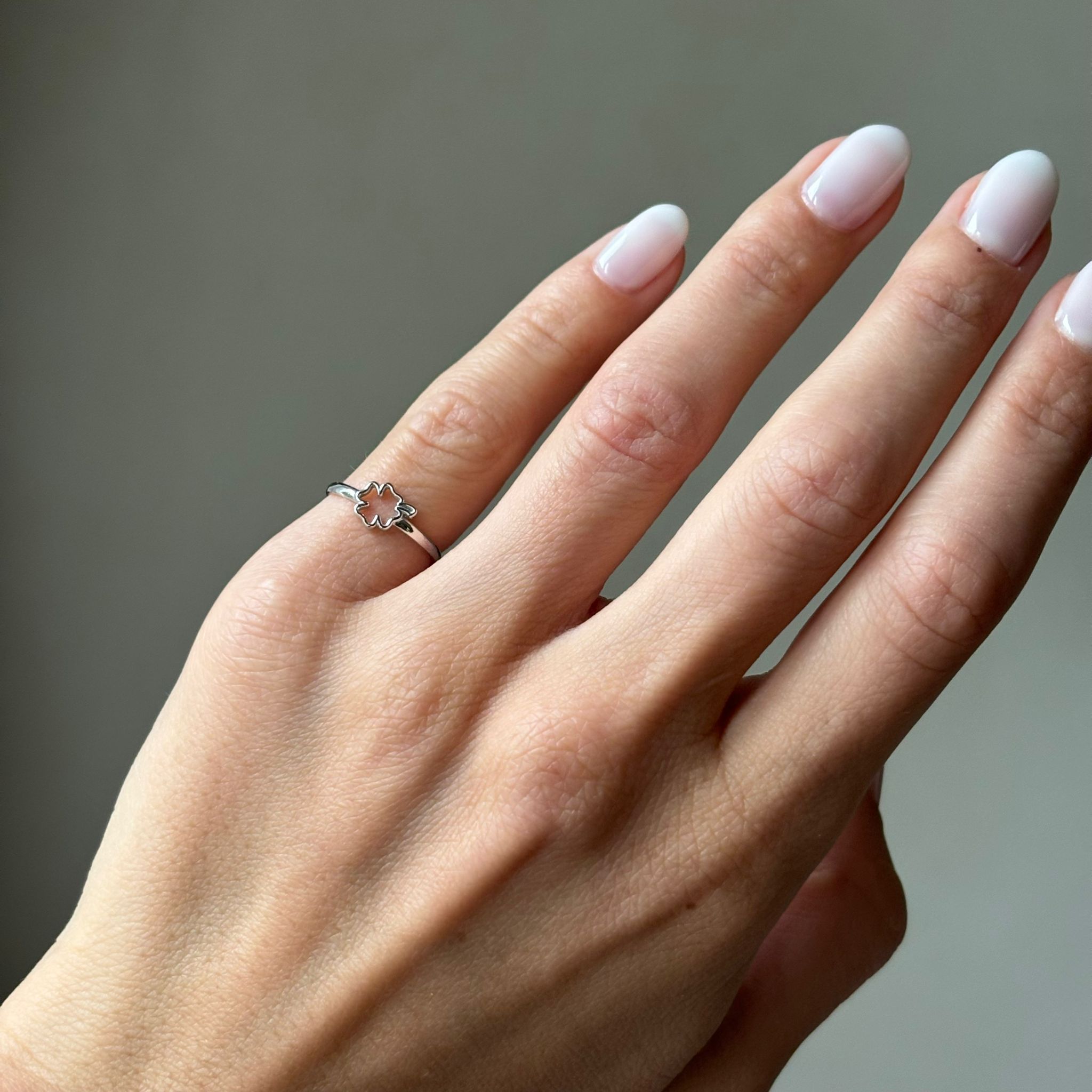 Anello Regolabile In Argento 925 Con Ciondolo - Fiocco, Quadrifoglio O Croce - Zirconi - Disponibile Oro O Argento