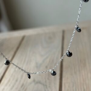 Collana argento lenticchia nera