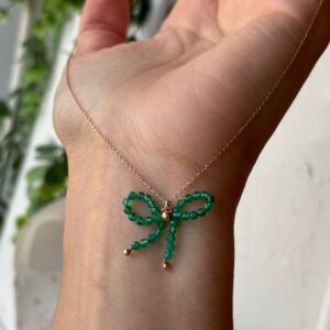 Collana fiocchetto verde